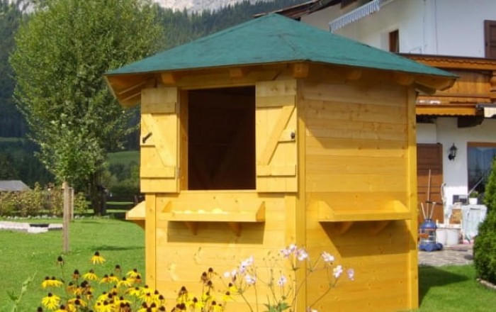 Holz im Garten
